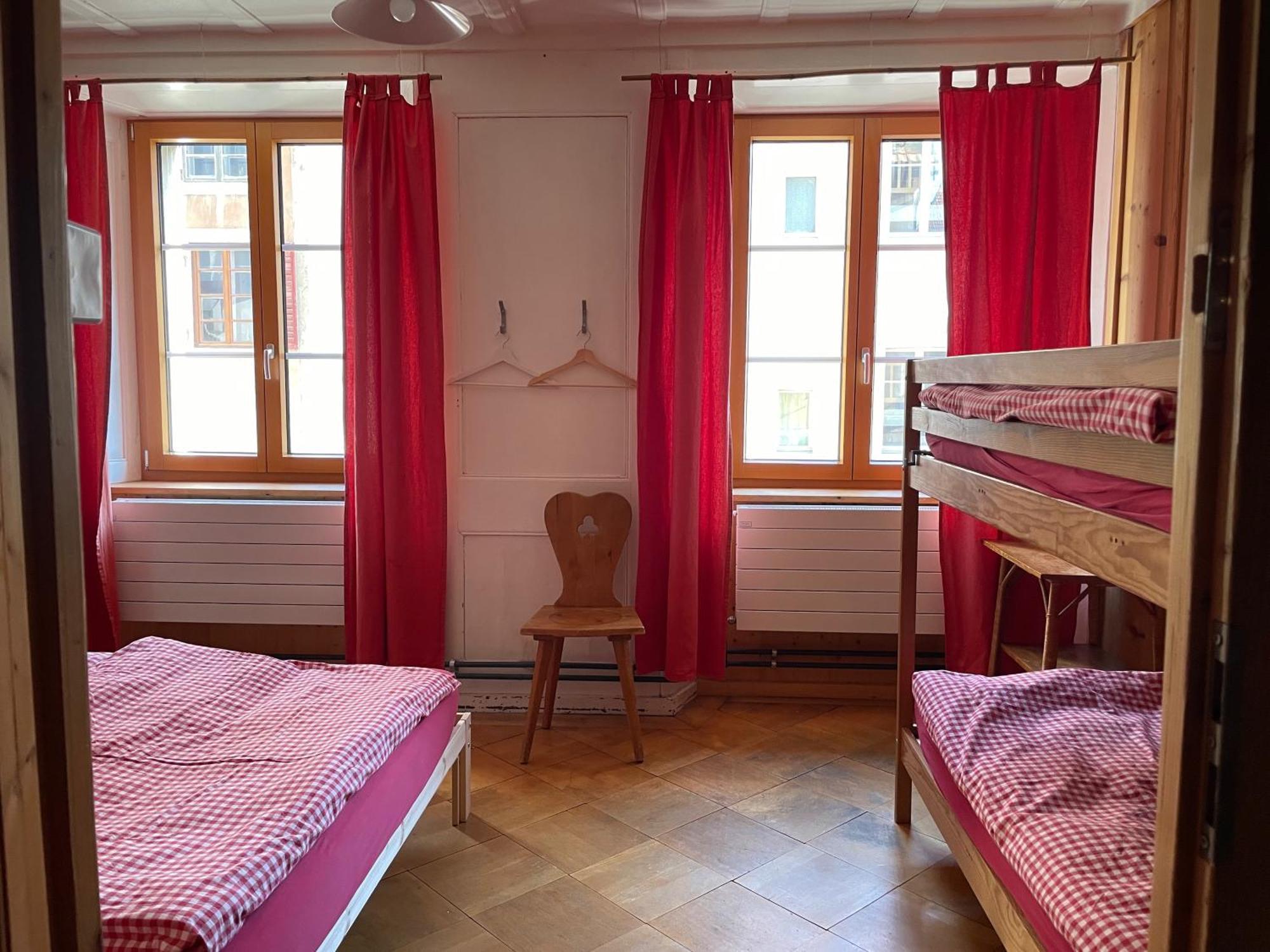 Maison La Coquille La Chaux De Fonds Luaran gambar